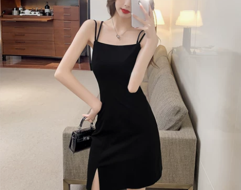黑色连衣裙女夏露背显瘦打底裙性感开叉小黑裙...