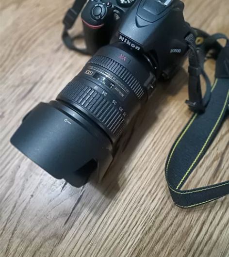 尼康d3500相机，几乎全新，没用几次，原...