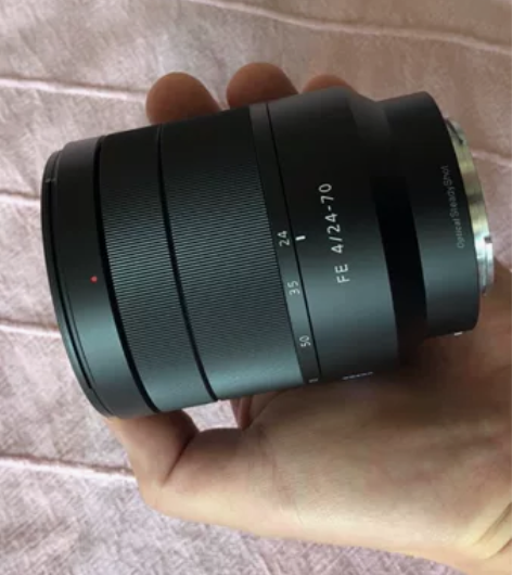 慢出自用一手索尼蔡司 FE24-70 f4...