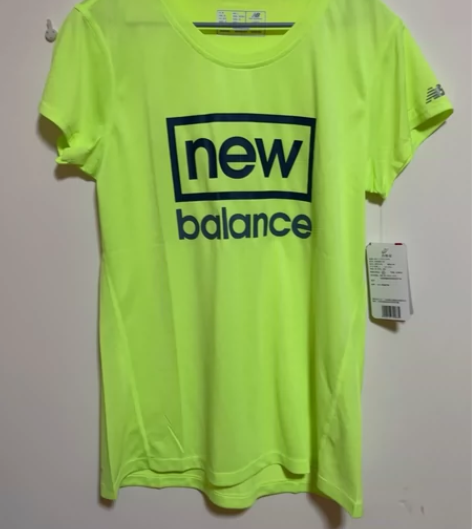 新百伦女款跑步t恤L码 马拉松比赛奖品,女...