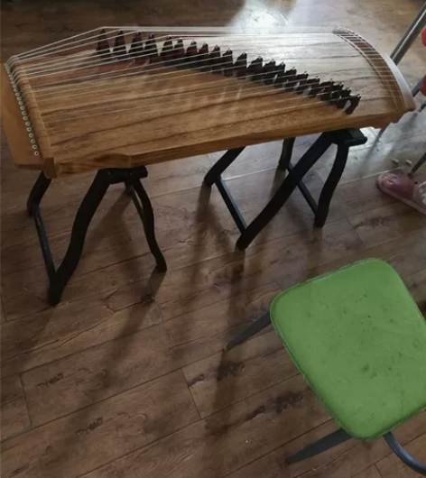 实木古筝，音色悦耳，方便携带，适合刚学的宝...