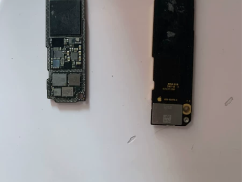 12主板，拆下来就这样，具体情况不了解，欢...