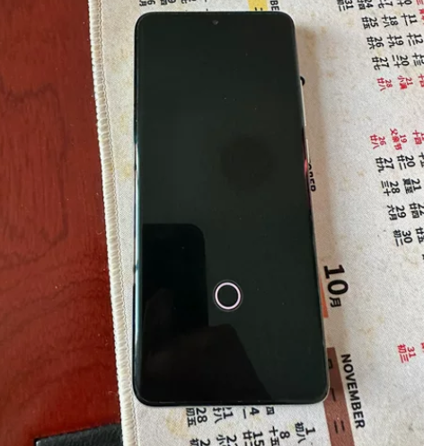 魅族18s 8+128 成色如图所示 ，机...