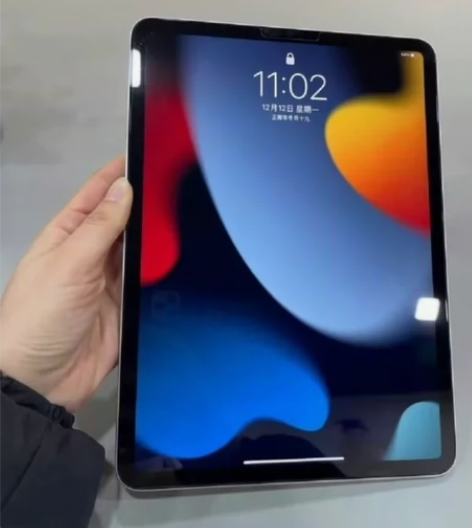 美女iPad 2021内存 128g几乎全...