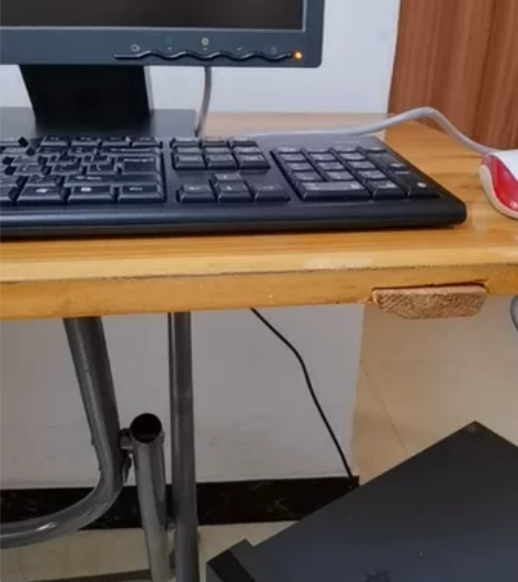 联想品牌台式机一套，低价处理！仅限自提！ ...