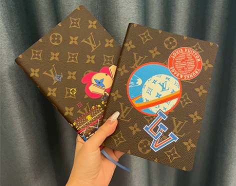 lv老花笔记本记事本限量款 圣诞系列 薇薇...
