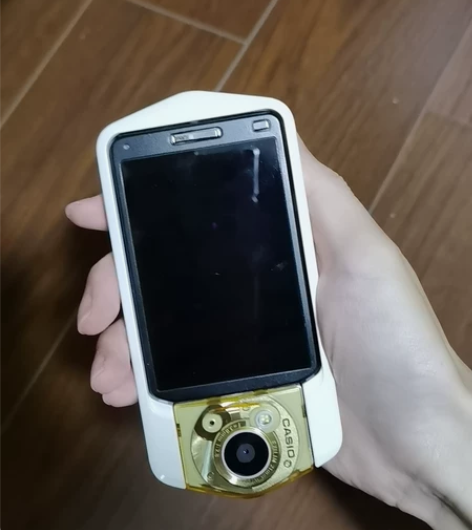 卡西欧自拍神器，闲置甩卖 感兴趣的话点“我...