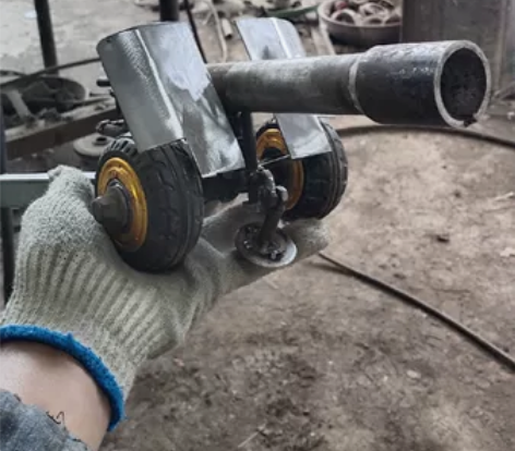 手工焊接，金属小火炮模型，可放最小号二踢脚...