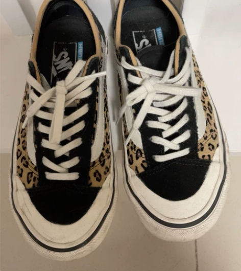 Vans范斯鞋 35码 专柜购买保正 看好...