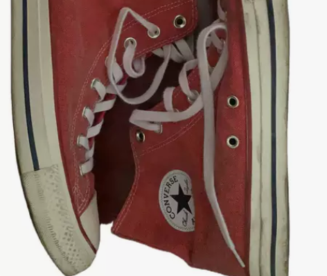 正品匡威帆布鞋，买了半年就穿了三四次，99...