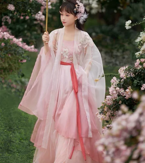 七月夕倾城原创汉服正品s码两件套 感兴趣的...
