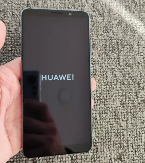 华为mate10pro 6+128换过屏幕...