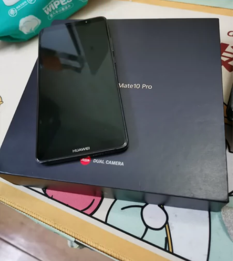 华为mate10pro，箱说全无配件，无拆...