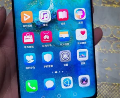 华为mate20pro，6+128 外观如...