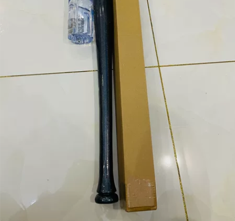 七界镭射车载防身棒球棍女生可爱合法棒球杆小...