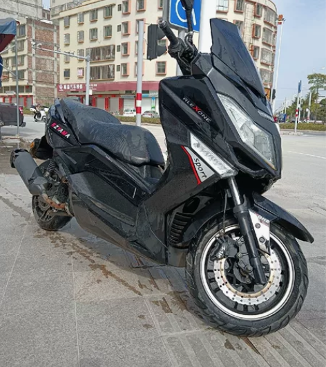 高配蓝牙150精品巡航舰，带牌可过户，喜欢...