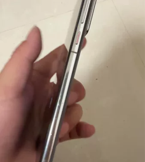 本人自用机华为p405G版本，因换新手机了...