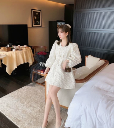 泡泡袖连衣裙白色女秋v领长袖名媛气质轻奢a...