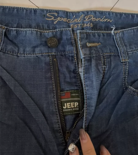 男士Jeep牛仔短裤 高质量 95新 14...