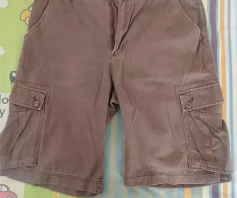 男士棕色短裤一条，7成新，尺码为34（17...