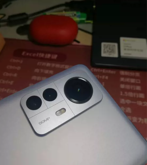 小米12pro骁龙版，12+256g蓝色，...