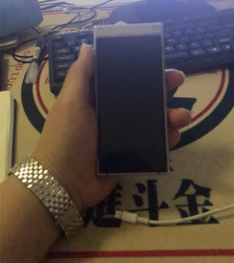 三星w2019 感兴趣的话点“我想要”和我...