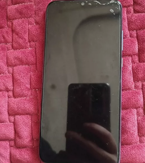 honor/荣耀 荣耀 10 感兴趣的话点...