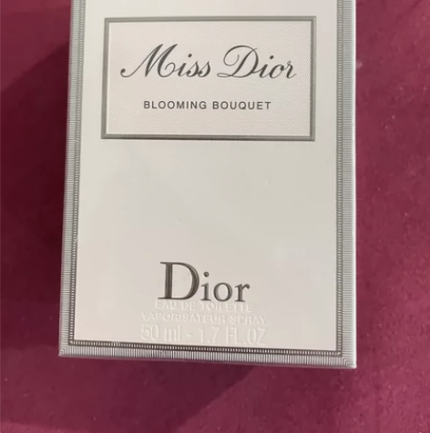 迪奥小姐花漾淡香氛香水 50ml 全新 朋...