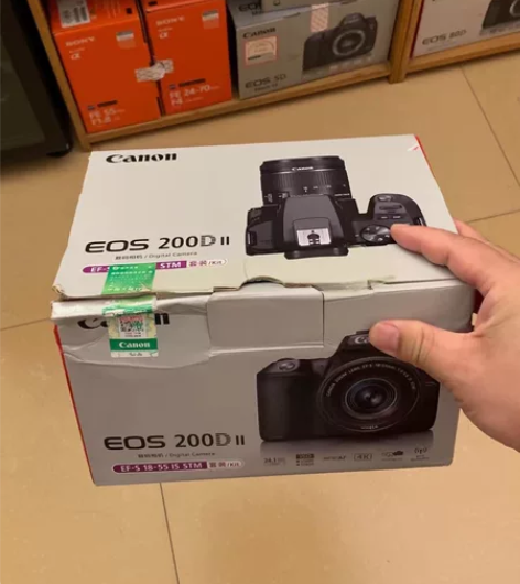 佳能EOS 200D 二代套机出售 图片实...