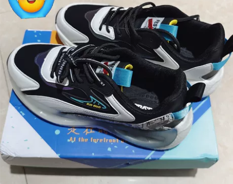 【全新低价处理】运动鞋男2023初春季新款...