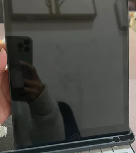 个人闲置，几乎全新苹果ipad，第七代，1...