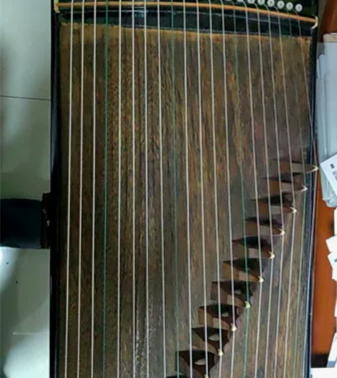 四君子古筝转让，1.65米，八成新，功能齐...