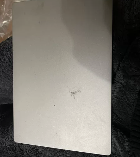 出一个小米笔记本目前已停产,电池有鼓包可正...