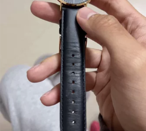 DW男士手表 几年没戴了盒子都放霉了 天猫...