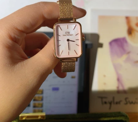 dw手表女 QUADRO系列珠光贝母方盘金...