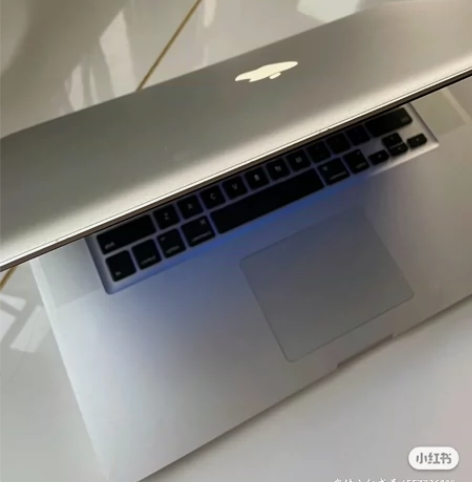 一台自用苹果笔记本转让！完好，无拆无修成色...