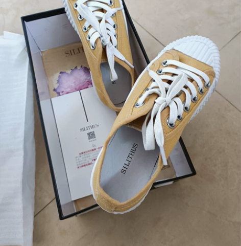 王小毒饼干鞋帆布鞋33码小码小脚全新姜黄色...