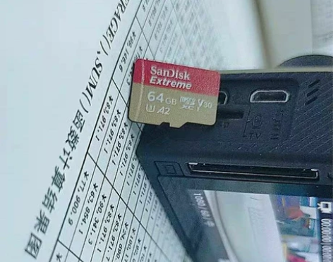 闪迪64g内存卡/A2 U3 V30卡/无...