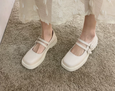 玛丽珍鞋厚底2021新款复古日系方头仙女中...