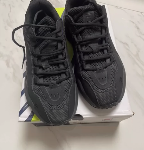 斐乐Fila fusion老爹鞋 正品 假...