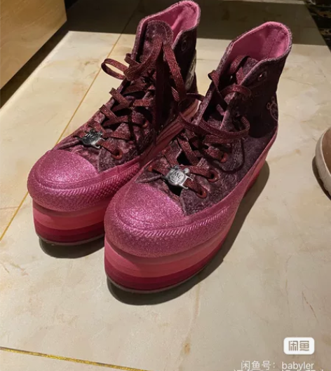 匡威麦莉联名款 涩谷帆布板鞋35码 鞋底:...