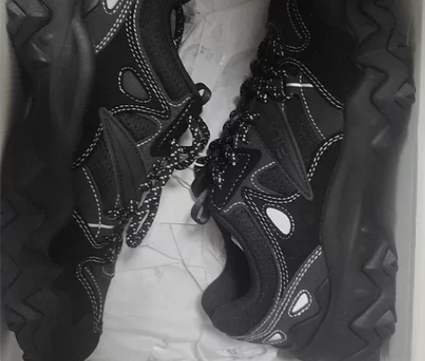 斐乐女鞋36.5号，全新，喜欢可直接拍 感...