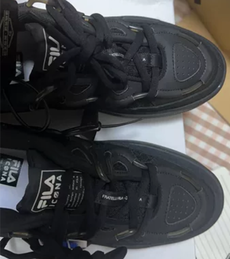 斐乐 篮球鞋  鞋码问题 左脚40.5  ...