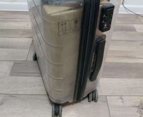 小米20寸透明旅行箱，保护膜没有撕，仅用过...