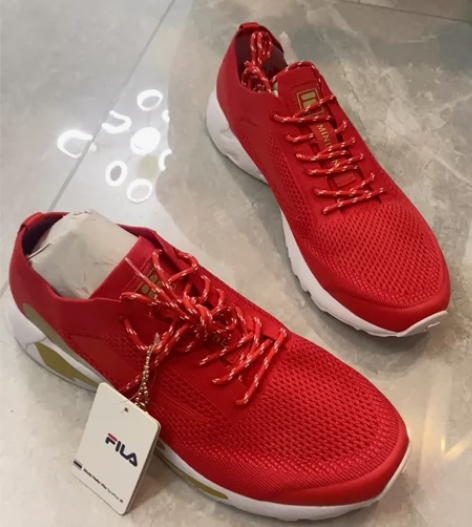 FILA 斐乐全新本命年新年红色男士42....