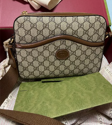 全新带吊牌Gucci 古驰男邮差包、 GU...