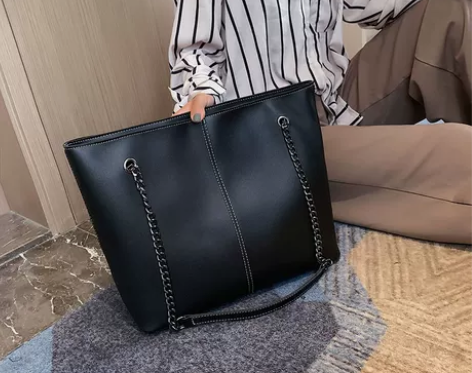 天彩翼飞 女士包 感兴趣的话点“我想要”和...
