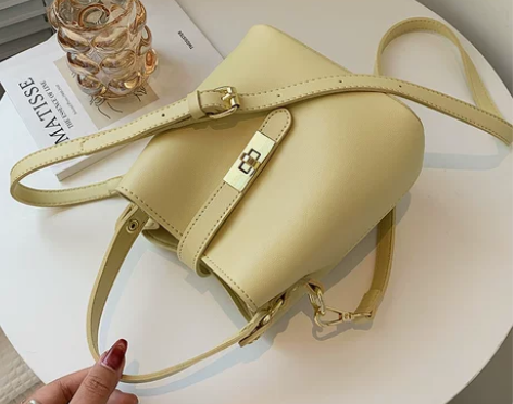 高级感包包女ins小众手提水桶包2022新...