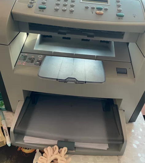 惠普打印机。自家用的。保护得很好。99新。...