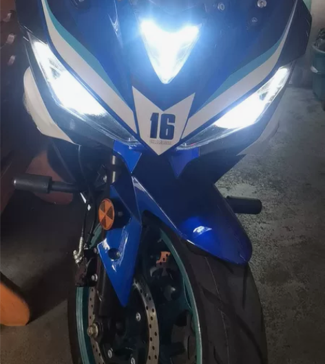 代朋友出售22年1月跑车1辆 国威牌 摩托...